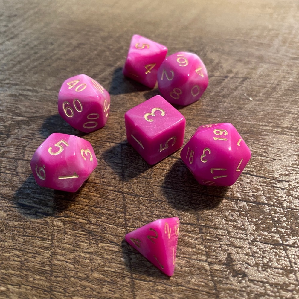 Pink Marbled D&D dice 7 pieces